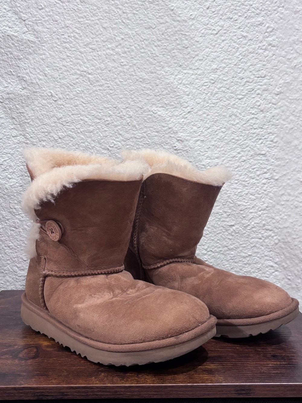 UGG Women's Chestnut Suede Shearling Cuff Booties